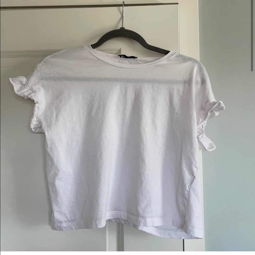 Zara White Cropped Ruffle Sleeve Tshirt Sz M